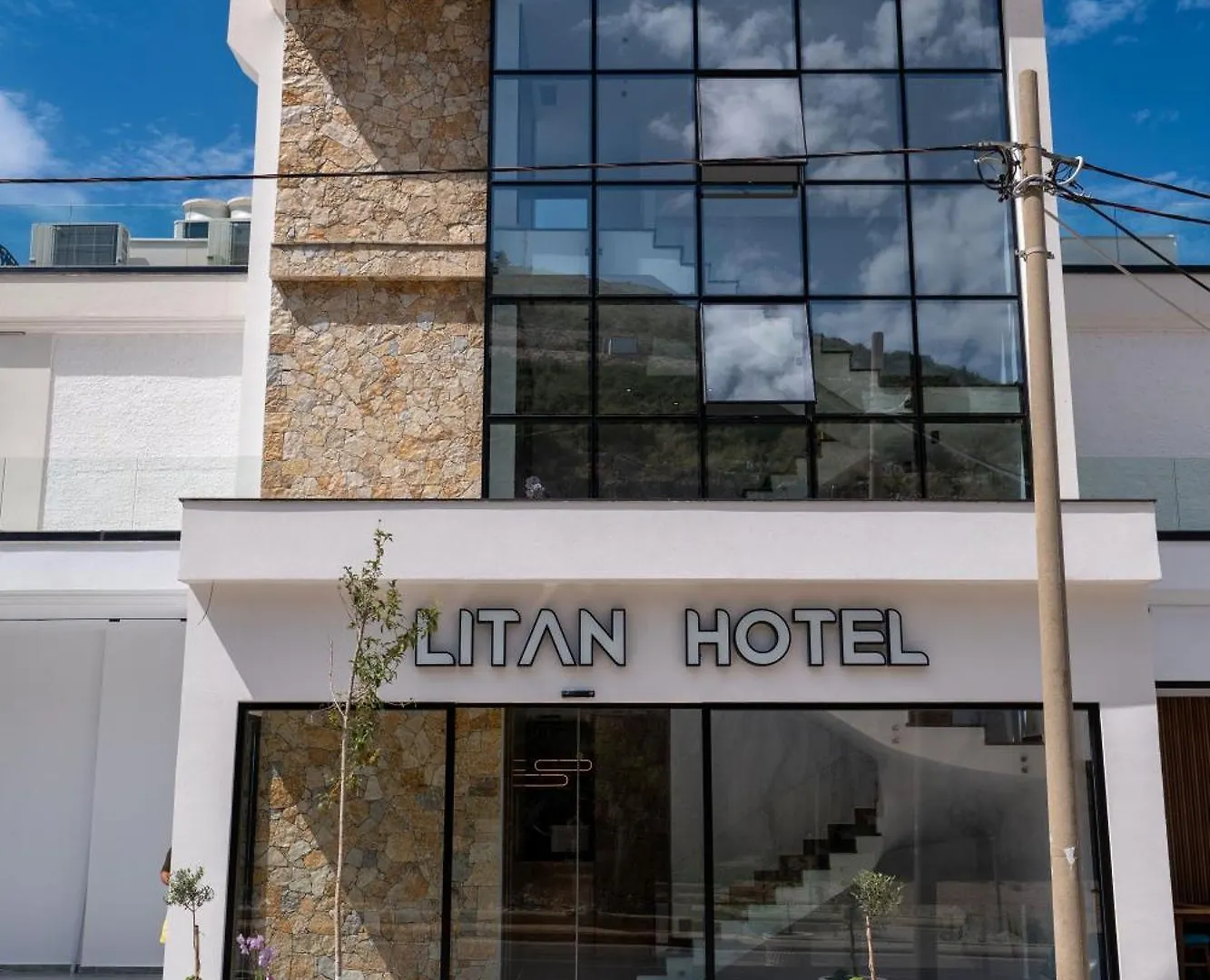 Litan Hotel Sarandë 4*,  Albanien